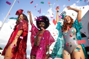 mulheres cheirosas para o carnaval